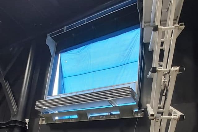 Full Light Compact door