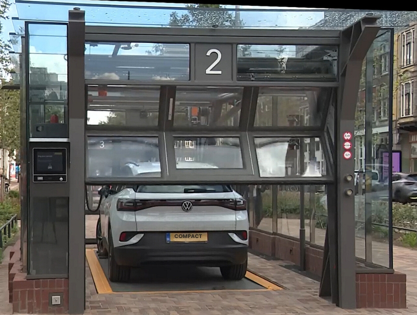 Parking garage door Compact by Rolflex