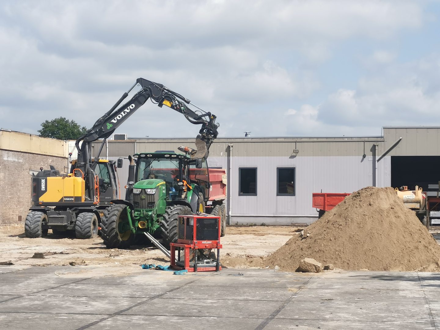 New production hall for Rolflex day 3