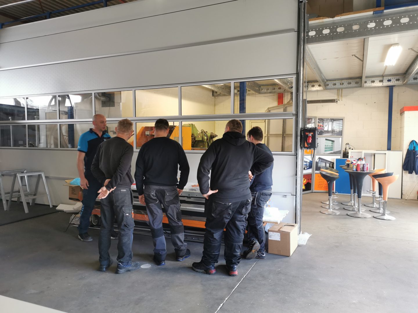Technical training at the Compact Academy for technicians from Belgium