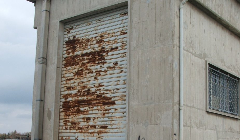 Energy saving with a new door - roller door replacement