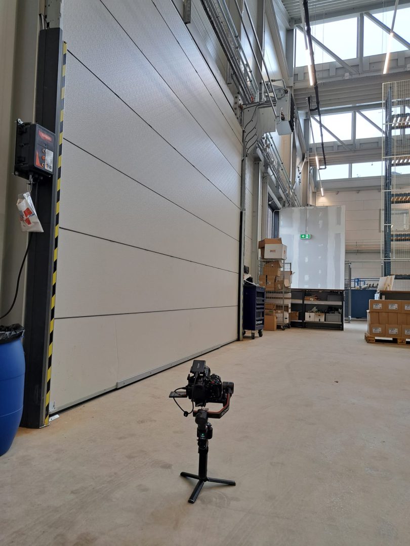 Video in the making about the Compact industrial door - Rolflex